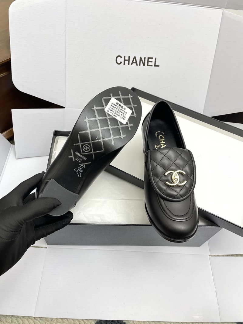 Ch**el loafers